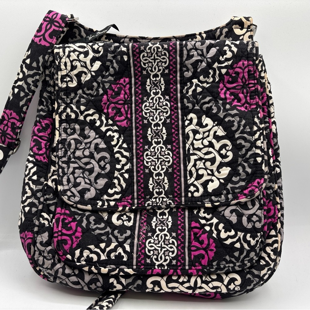Vera Bradley Canterberry Magenta Quilted Crossbody Hipster Women Black/Gray EUC